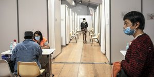 Εμβολιαστικό κέντρο στη Γαλλία