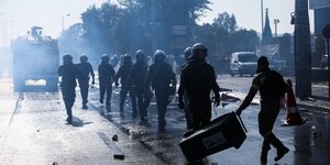 Επεισόδια κατά τη διάρκεια της συγκέντρωσης των πυροσβεστών στο Μαρούσι