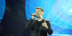 Γιάννης Πλούταρχος: Η σύζυγος και τα 4 παιδιά τους βρέθηκαν στην πρεμιέρα του 