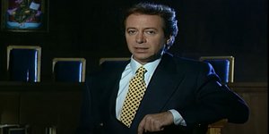 Ο Γρηγόρης Βαλτινός στη σειρά «Ανατομία ενός εγκλήματος»