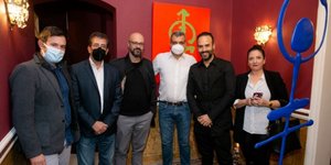 3D έργα τέχνης στον Πειραιά, στον χώρο 212 Arts και στην έκθεση ζωγραφικής του Γιάννη Απέργη από το εργαστήριο τεχνολογίας Blue Lab 