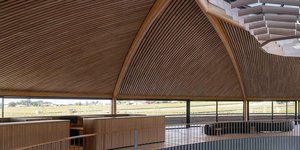 Ενα κυκλικό οινοποιείο στο Μπορντό