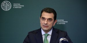 Ο Κώστας Σκρέκας