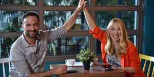 Η Μαρία Ηλιάκη αγνοεί τον Γιώργο Λιανό για…καλό σκοπό – Το κινητό, η «Ομάδα Προσφοράς ΟΠΑΠ» και η επεισοδιακή συνάντηση 