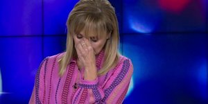 «Λύγισε» η Μάρα Ζαχαρέα στον αέρα του κεντρικού δελτίο ειδήσεων του Star 