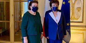 Λίνα Μενδώνη με τη Γαλλίδα ομόλογό της