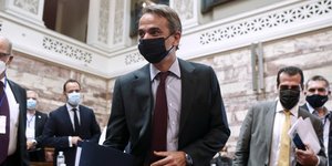 O Kυριάκος Μητσοτάκης στην επιτροπή της Βουλής