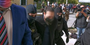 Μονή Πετράκη ιερέας