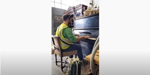 A viral video from Athens