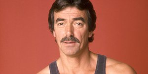 Βίκτωρ Νιούμαν από τα «Ατίθασα Νιάτα