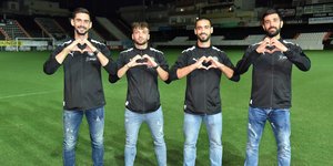 Οι ποδοσφαιριστές του ΟΦΗ βάζουν γκολ για τα παιδιά