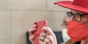 Η Ολλανδή δημοσιογράφος στο Μαξίμου