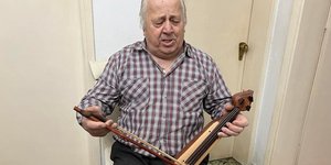 Επί εξήντα χρόνια υπηρετεί την ποντιακή παράδοση