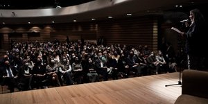 Η Αντιδήμαρχος Αθηναίων, Αννα Ροκοφύλλου στην εκδήλωση για την εξάλειψη της βίας κατά των γυναικών