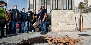 Συλλαλητήριο πληγέντων από φυσικές καταστροφές στο Σϋνταγμα