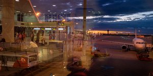 Ισπανία: 11 συλλήψεις μετά την αναγκαστική προσγείωση αεροσκάφους