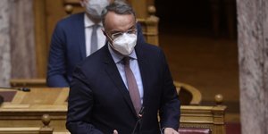 Ο ΥΠΟΙΚ Χρήστος Σταϊκούρας στη Βουλή