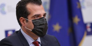 Θάνος Πλεύρης