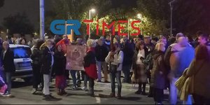 Ενταση στην πορεία κατά της υποχρεωτικότητας του εμβολιασμού 