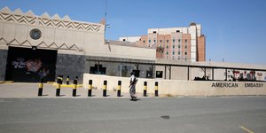Η πρεσβεία των ΗΠΑ στη Σαναά, που τελεί υπό κατάληψη από τους Χούθι