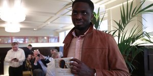 σενεγαλέζος συγγραφέας Μοχάμεντ Μπουγκάρ Σαρ