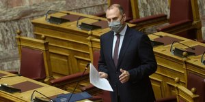 Ο Γιώργος Καραγιάννης σε απάντηση επίκαιρης ερώτησης στη Βουλή