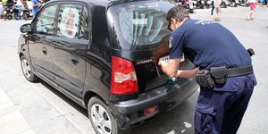 παράνομη στάθμευση