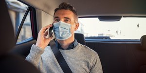 Πίσω επιβάτης