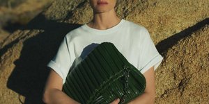 Amber Valletta τσαντα