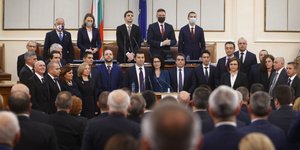 Η σύνθεση της νέας βουλγαρικής κυβέρνησης