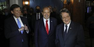 Η δεξίωση που παρέθεσε ο ειδικός απεσταλμένος του ΟΗΕ πραγματοποιήθηκε σε καλό κλίμα