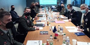 Συνομιλίες μεταξύ των στρατηγών Ελλάδας και Γαλλίας 