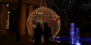 Εορταστκό στιγμιότυπο από το κέντρο της Αθήνας