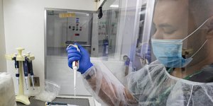 Εργαστήριο κορωνοϊό