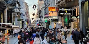 κάτοικοι Αθήνας ψώνια τελευταίας στιγμής