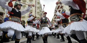 Διαδικτυακά θα αναβιώσουν οι Μωμόγεροι