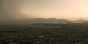 Ο καιρός στην Αθήνα σε πανοραμική άποψη