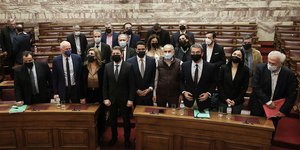 Σύσσωμη η ΚΟ του ΚΙΝΑΛ με τον νέο πρόεδρο Νίκο Ανδρουλάκη