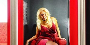 Νάνσυ Παραδεισανού: Έχω κάνει σεξ στην πλατεία Συντάγματος