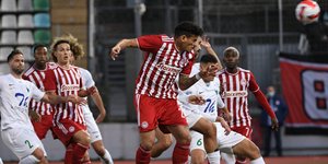 Φάση από το Λεβαδειακός-Ολυμπιακός 3-2 για το Κύπελλο Ελλάδας