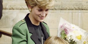 Η πριγκίπισσα Νταϊάνα με τον Γούιλιαμ το 1992