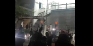 Ρομά πυροβολούν έξω από σπίτι στα Ανω Λιόσια