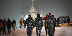 Αστυνομικοί σε περιπολία στη Μόσχα