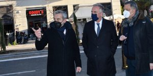 Στον άξονα της Αγίας Σοφίας οι Σταύρος Καλαφάτης, Κωνσταντίνος Ζέρβας και Νίκος Ταχιάος