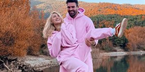 Η Ιωάννα Τούνη με τον σύντροφό της στην Αράχωβα