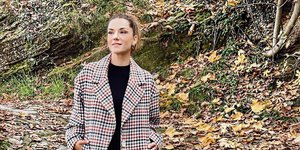 Η Βάσω Λασκαράκη με τζιν και μποτάκια