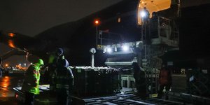 Παράδοση φορτίου αμερικανικής βοήθειας στην Ουκρανία