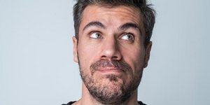 Χωρίς ρεύμα ο Άκης Πετρετζίκης