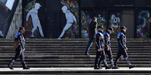 Αστυνομικοί στην Αλβανία, Τίρανα