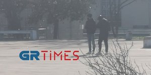 Διακίνηση ναρκωτικών μέσα-μεσημέρι στους χώρους του ΑΠΘ